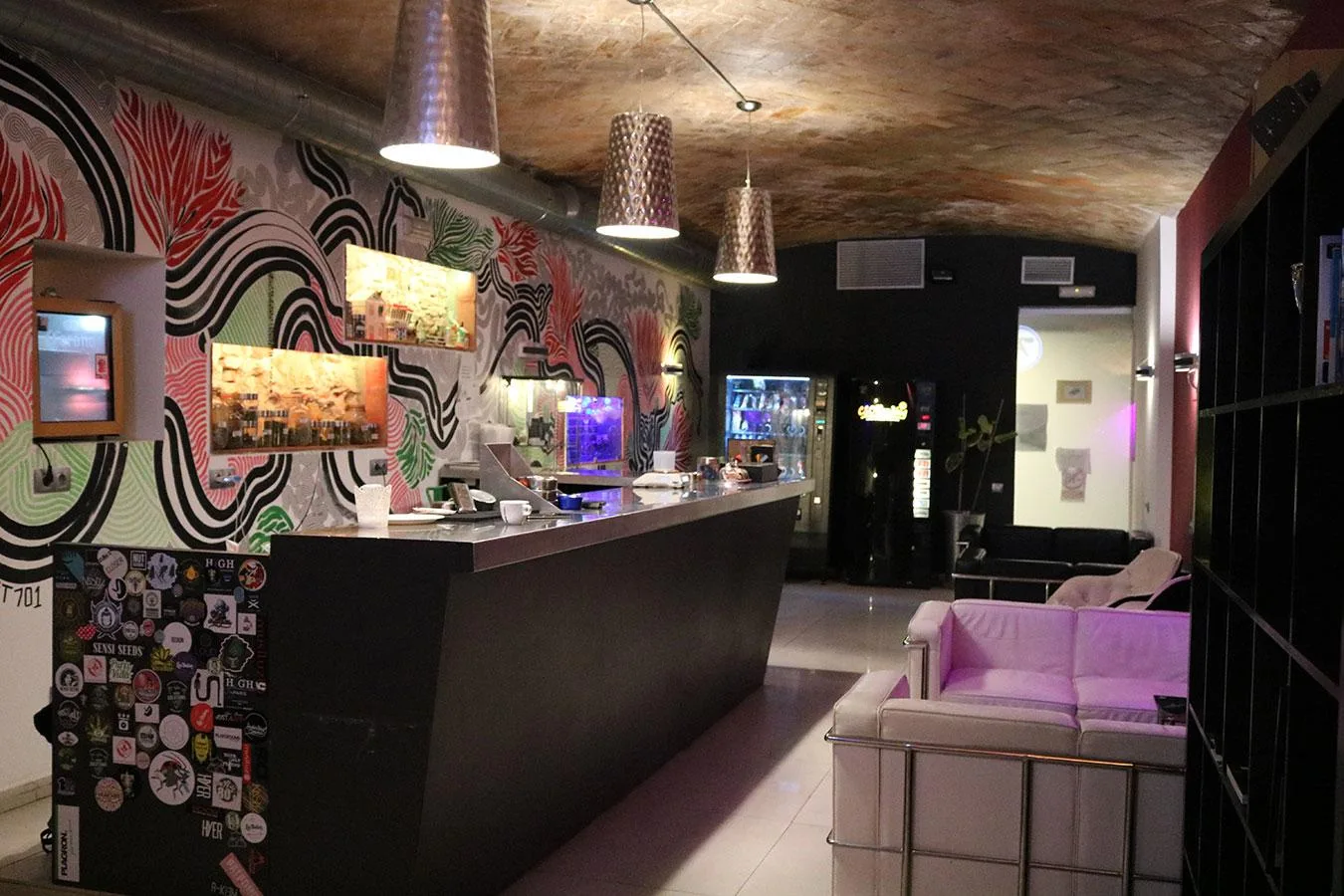 FourTwenty Trips Toronto Member Concierge Desk